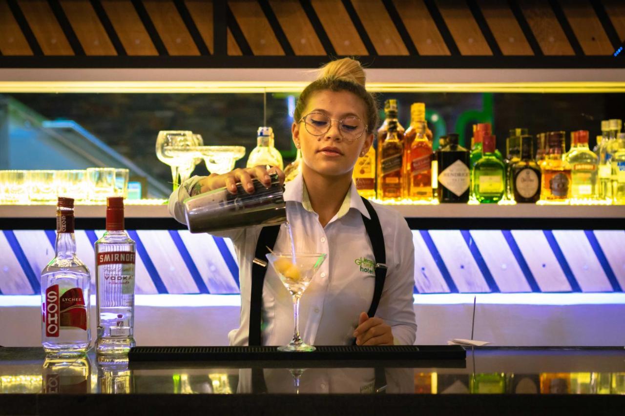 Lleras Green Hotel Medellin Ngoại thất bức ảnh