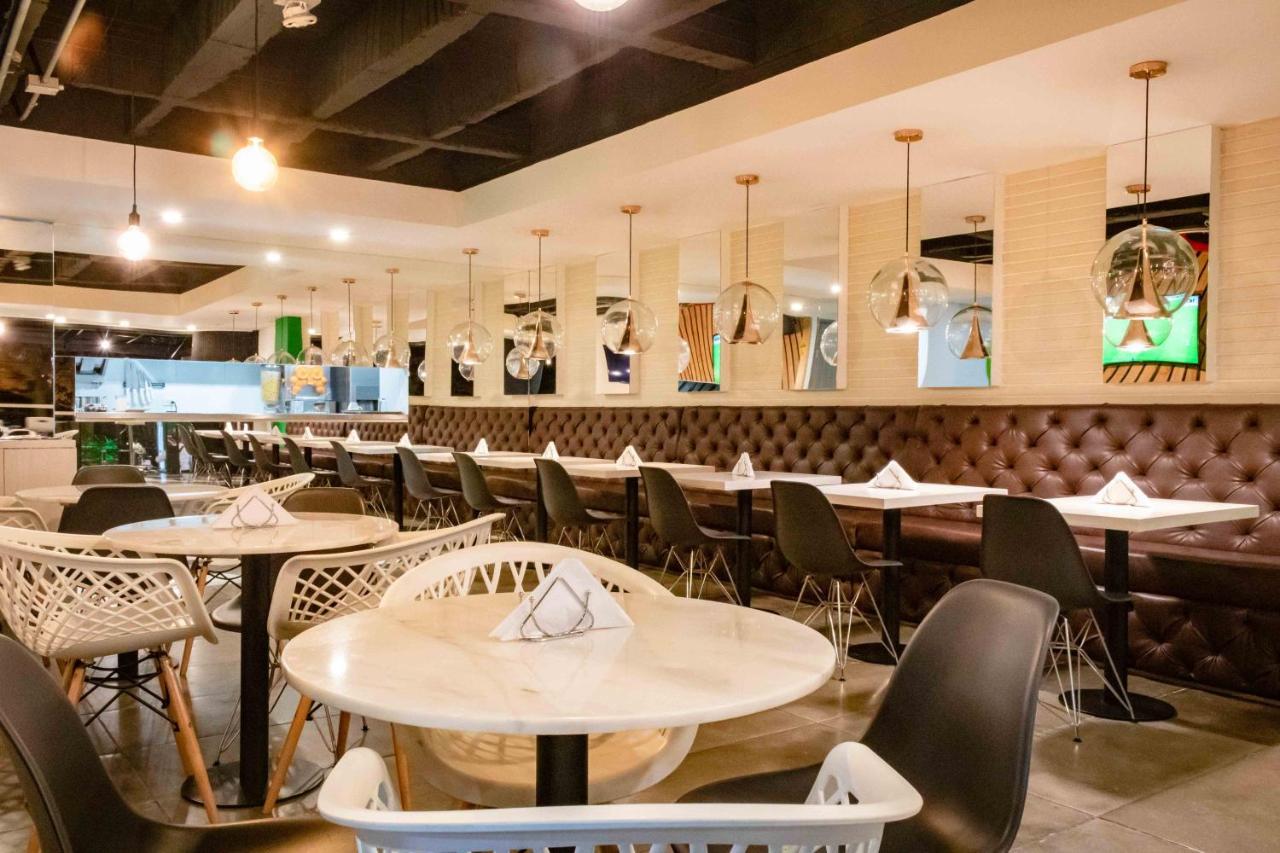 Lleras Green Hotel Medellin Ngoại thất bức ảnh