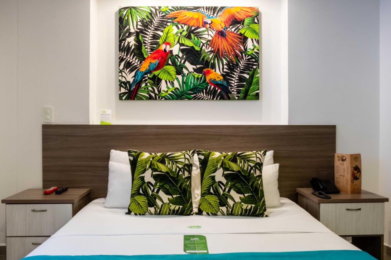 Lleras Green Hotel Medellin Ngoại thất bức ảnh