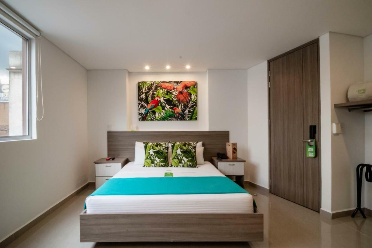 Lleras Green Hotel Medellin Ngoại thất bức ảnh